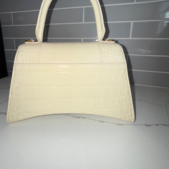 Balenciaga Hourglass Small in Cream Crocodile - Picture 2 of 3